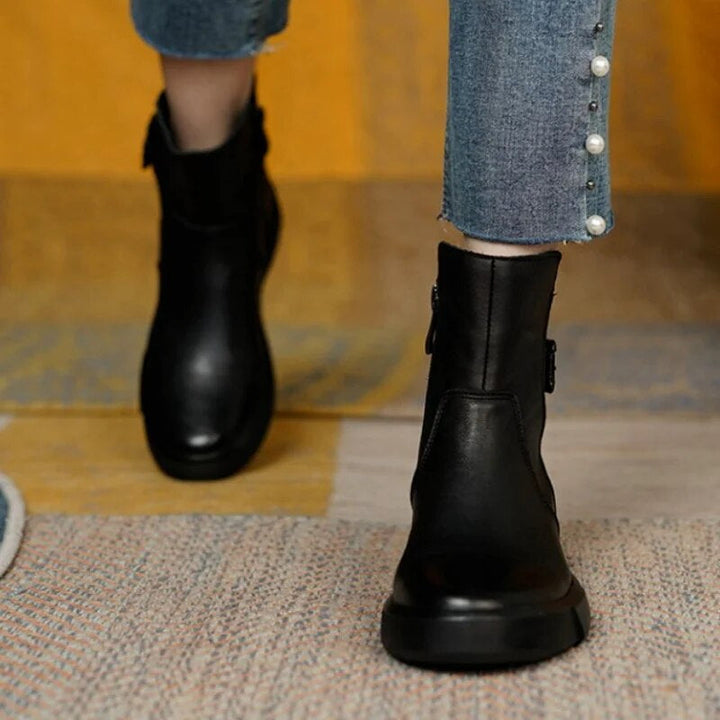 Santa Venetia | Women&