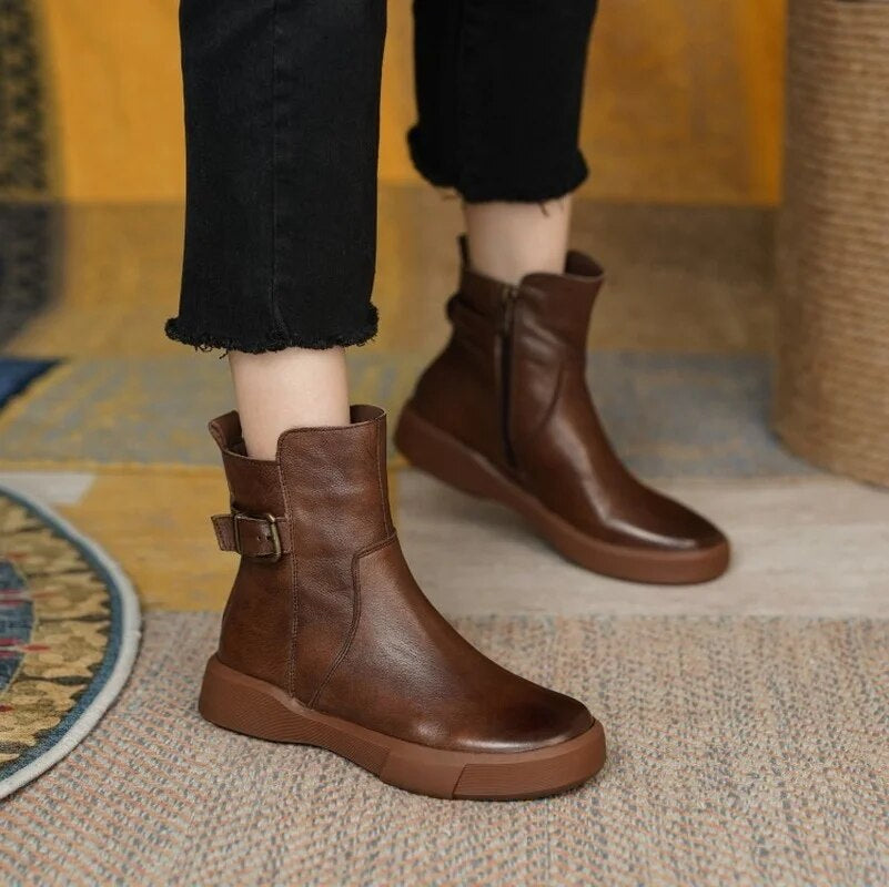 Santa Venetia | Women&