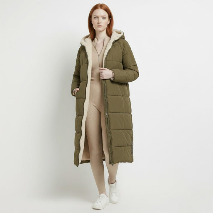 Front view of the puffer coat, green