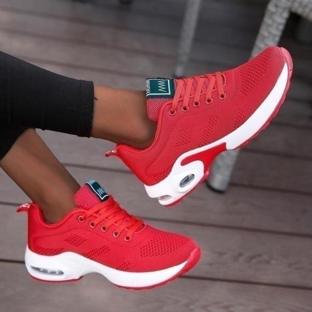 Cambria | Women&