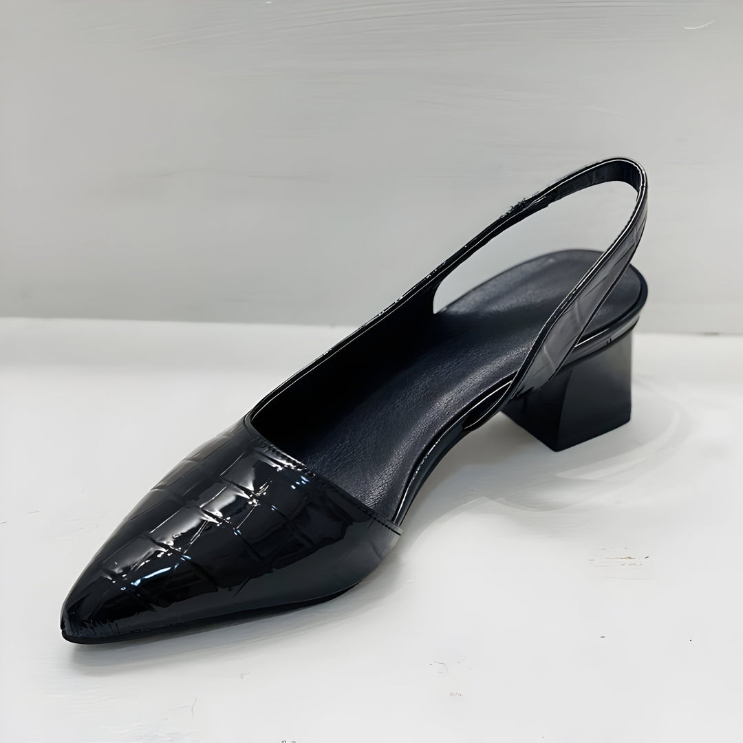 Tomales | Women&