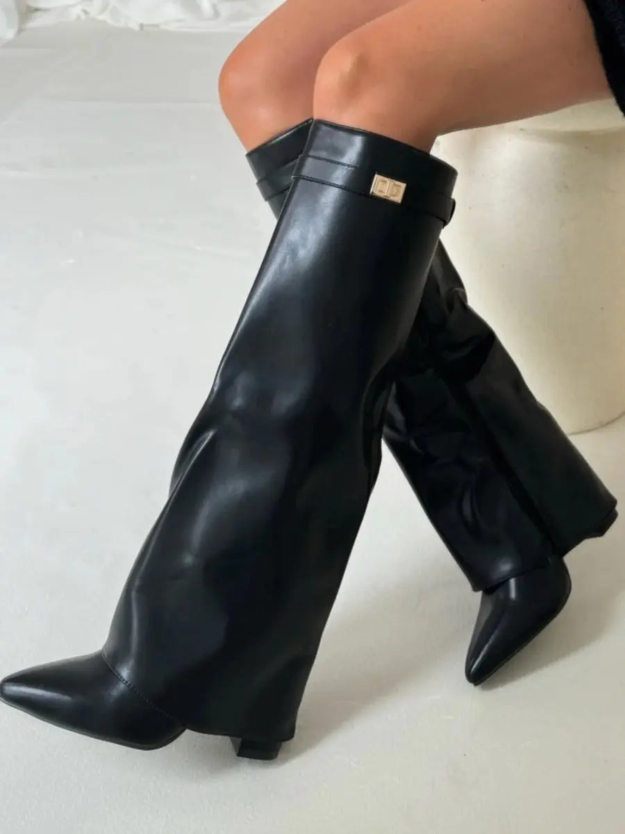 Famosa | Women&