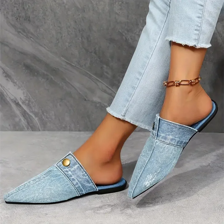 Charter Oak | Women&