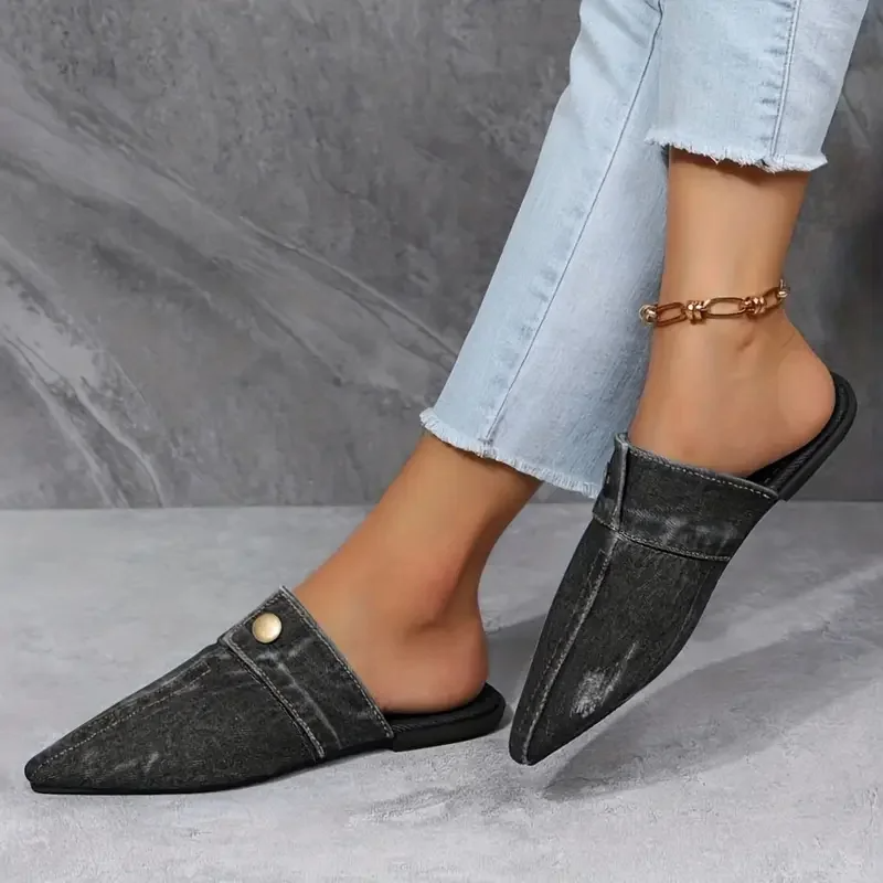 Charter Oak | Women&