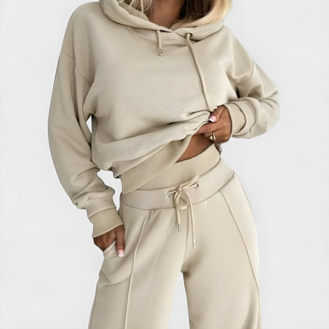 Detail view of hood with drawstring, banded cuffs and drawstring waist, beżowy