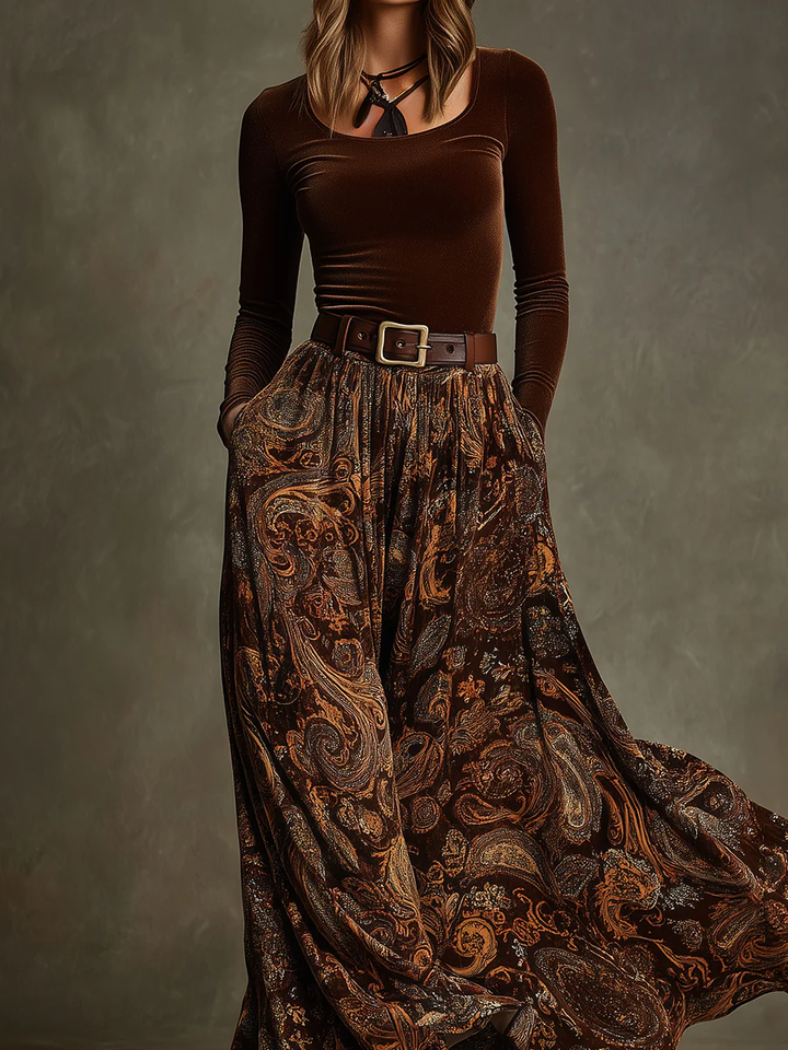 Front view of round neckline, belted waist with buckle and side pocket