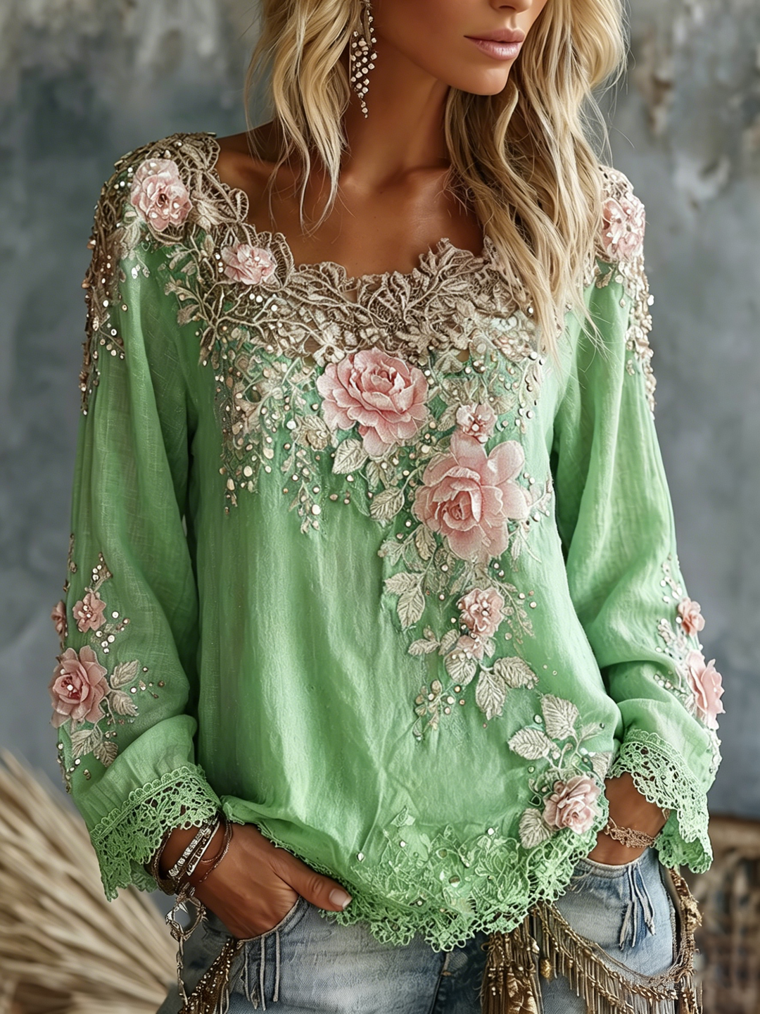 Truckee | Women’s Wide Scoop Neck Floral Appliqué Lace Trim Top