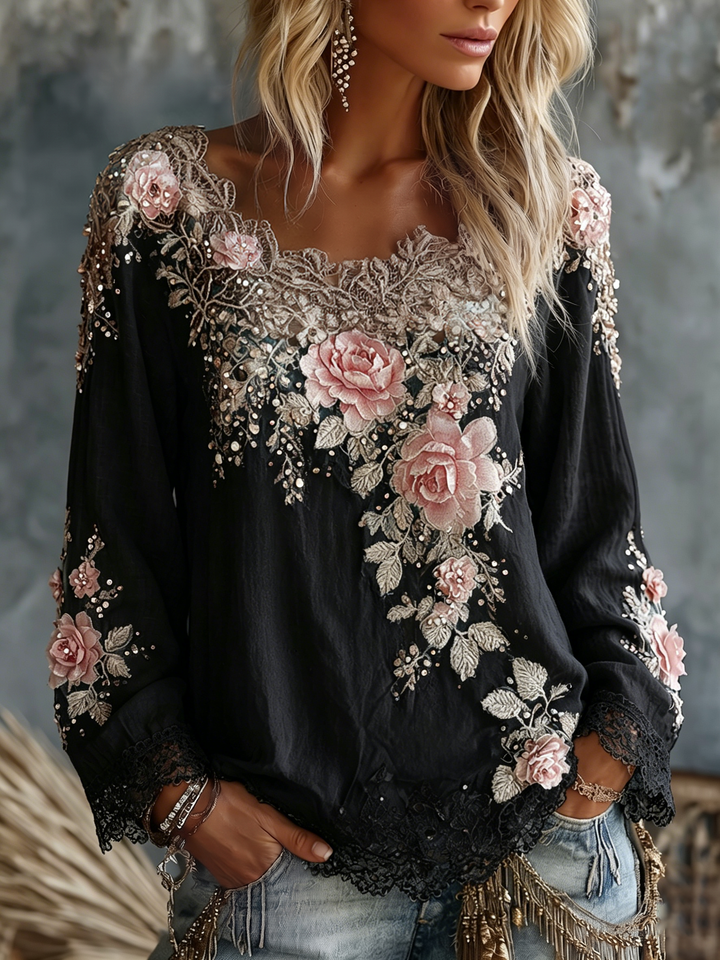Truckee | Women’s Wide Scoop Neck Floral Appliqué Lace Trim Top